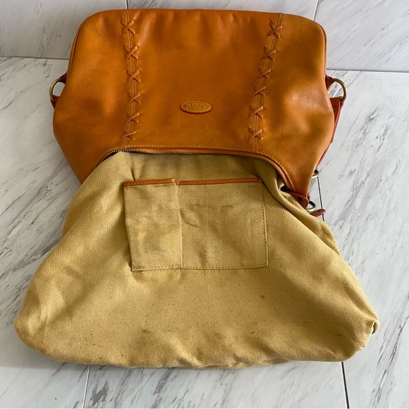 Tod’s hobo style purse all leather camel color - Picture 11 of 16